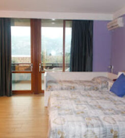 HOTEL LAURA CHRISTINA