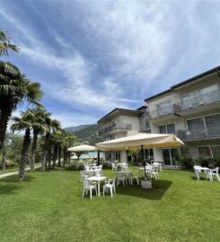 HOTEL PICCOLO MONDO SRL