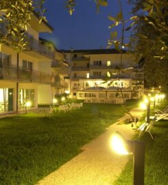 HOTEL PICCOLO MONDO SRL