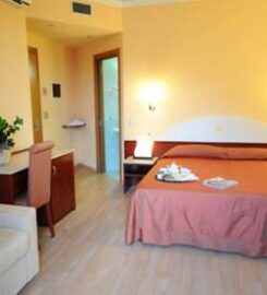 HOTEL AL SOLE CAVAION