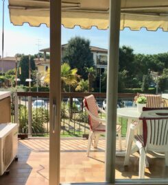 B & B JOLLY APARTMENTS