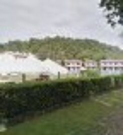 RESIDENECE BRAN & DENISE