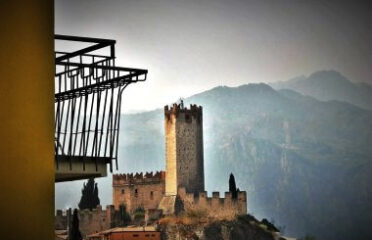 LAURA & JASMIN APARTMENTS