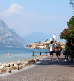 LAURA & JASMIN APARTMENTS