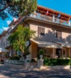 ALBERGO RISTORANTE BENACO di Chincarini Angelo